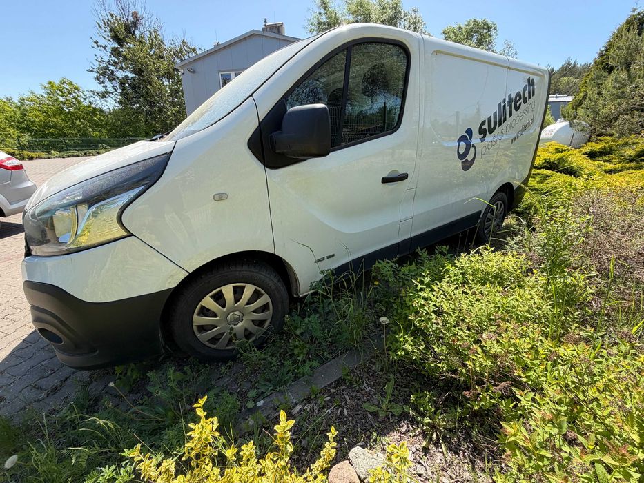 samochód dostawczy Renault Trafic