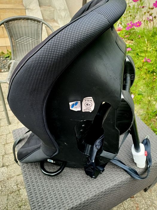 Biltema fotelik samochodowy 0-18kg tyłem