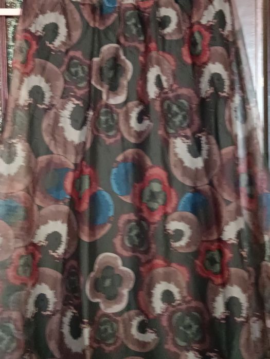 Tiulowa spódnica na podszewce