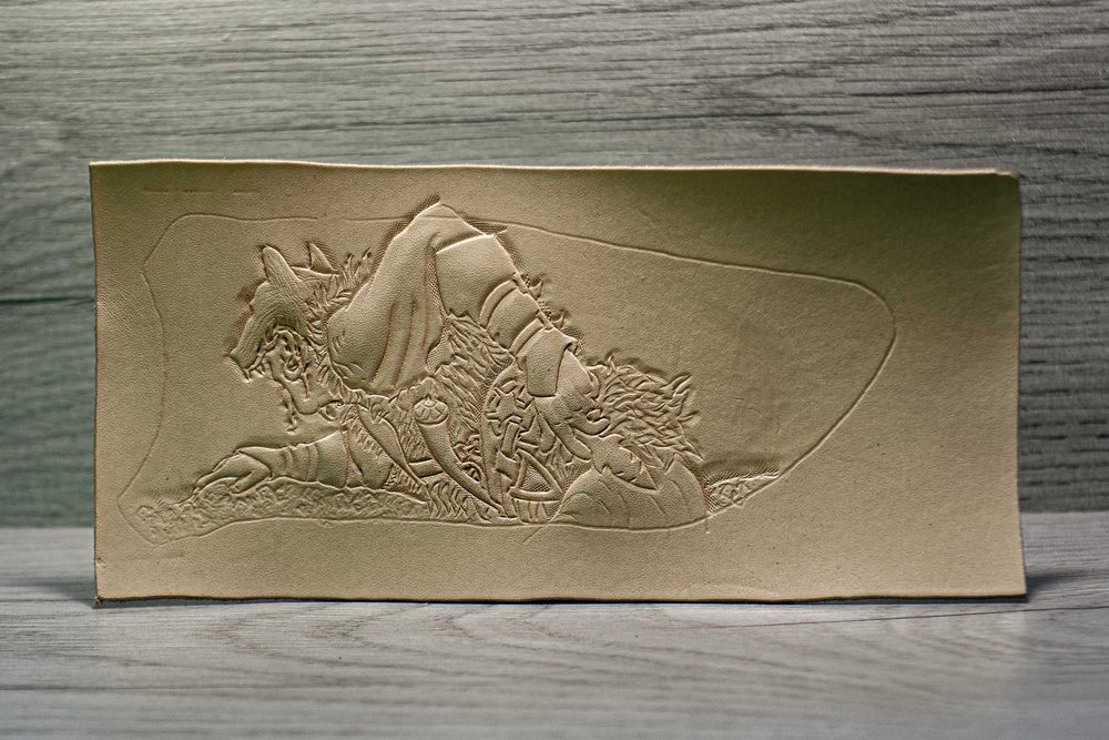 Ножны ручной работы с тиснением. На заказ.