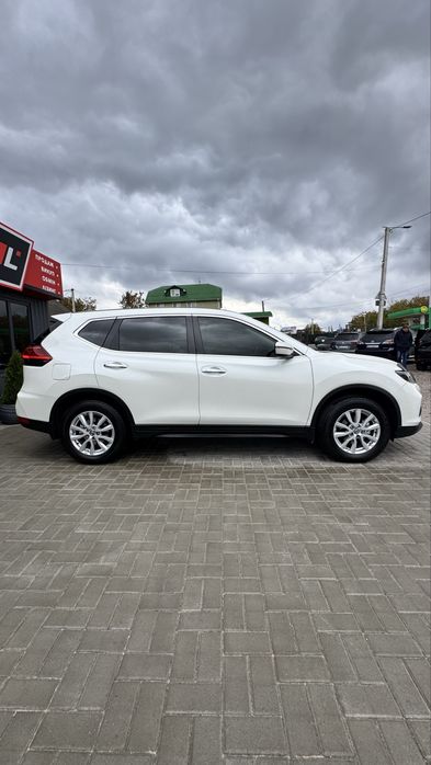 ОФІЦІЙНИЙ Nissan X-trail 2019 р 2.0 газ/бенз Автомат НЕ ФАРБОВАНИЙ