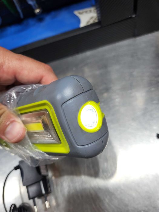 Luz portátil Led nova a estrear