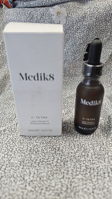 Medik8 serum z wit. C