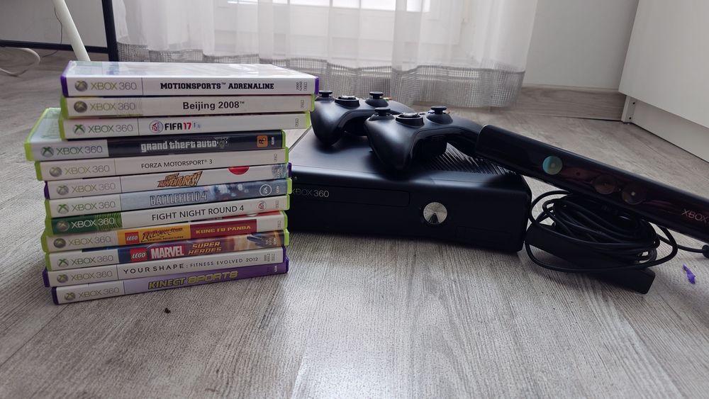 Xbox 360 Kinect 2xpad gry