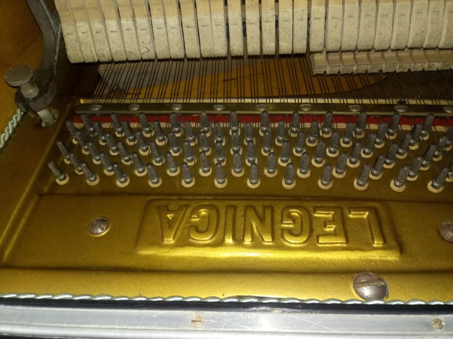 Sprzedam pianino Legnica