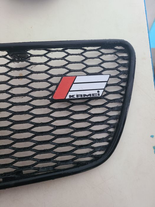 Решітка ауді а6 s6 c4 Kamei