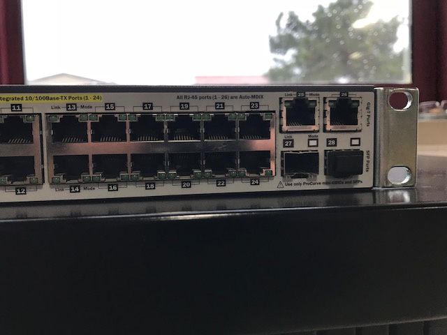 Switch 2610-24-PWR (POE). Várias unidades em stock
