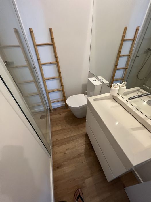 T1 a 100 metros da praia c/ garagem