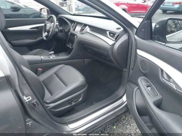 Infiniti QX50 LUXE 2021