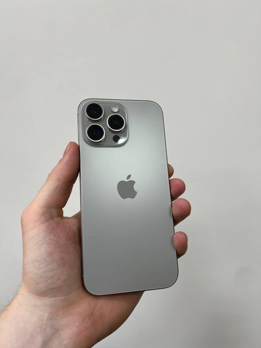 Apple iPhone 16 Pro Max 256GB Natural Titanium 93% Neverlock
