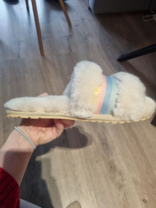 Klapki Emu Australia 38