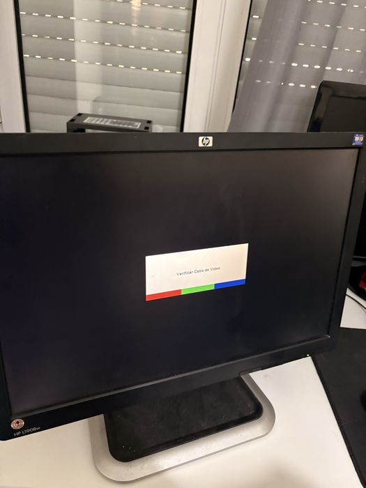 Monitor HP L1908w 19" LCD Widescreen (VGA)