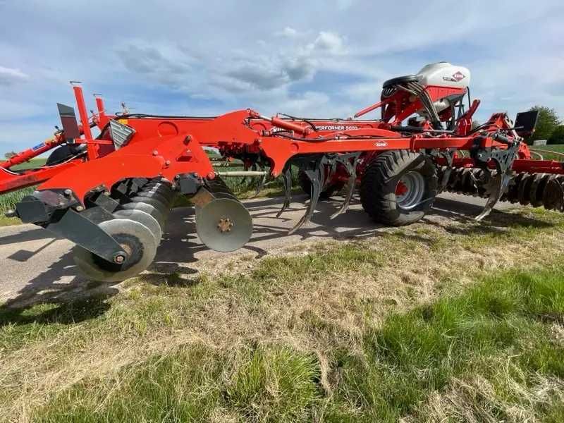 Kuhn Performer 5000 з cівалкою