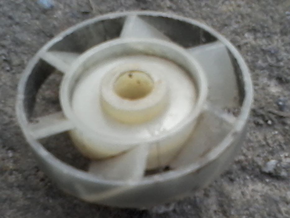 Крильчатка маленька б.у