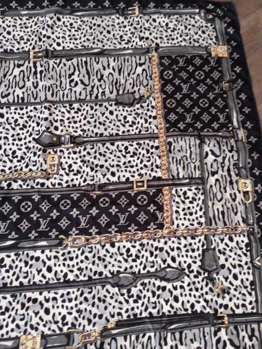 Chusta Luis Vuitton  bardzo duża