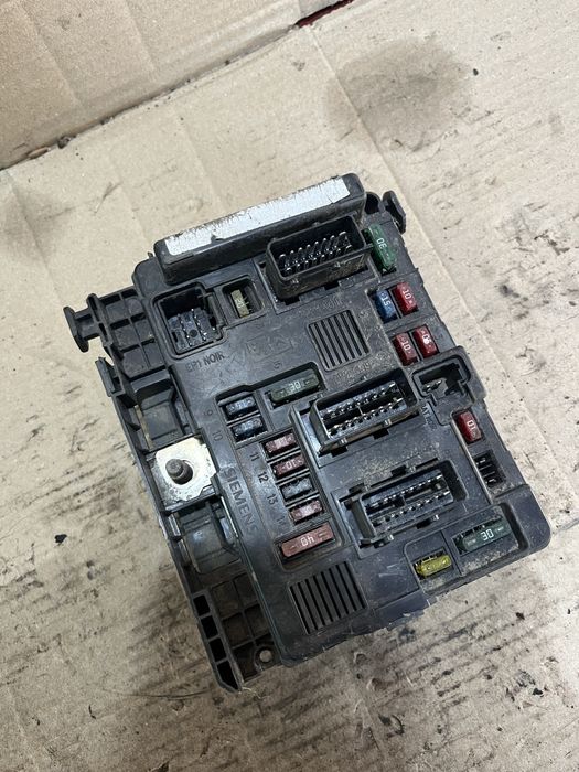 Блок коробочка блок комфорта BSI citroen c5/peugeot
