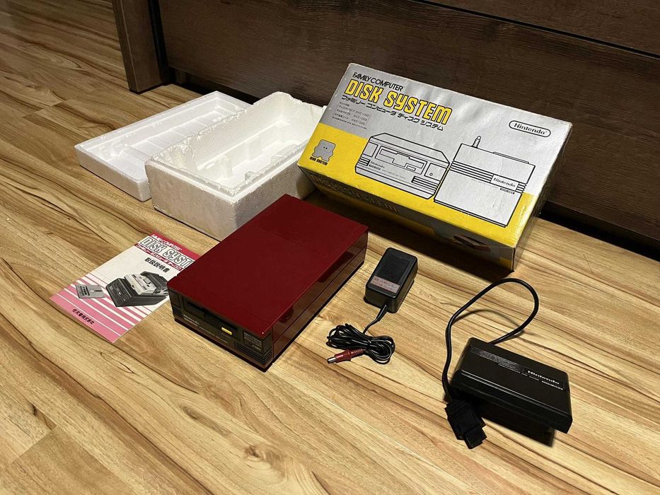 Nintendo Famicom Disk System FDS w pudełku