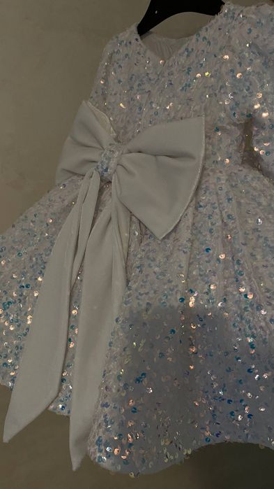 Дитяча сукня святкова