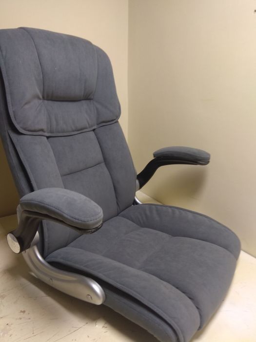 Реставрація автосидінь,комп'ютерних, барних, офісних крісел та інше