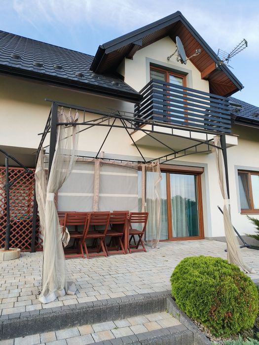 Pawilon 3x3 konstrukcja z moskitierami