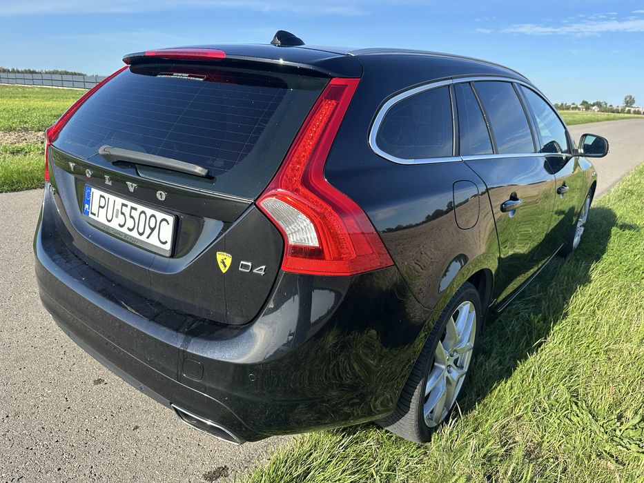 Volvo v60 2.0 181km 2014