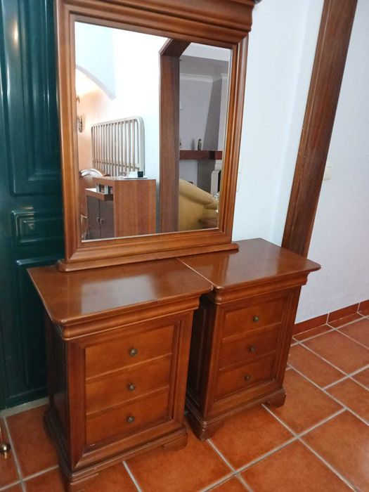 Mobilia de quarto de Casal em cerejeira maciça