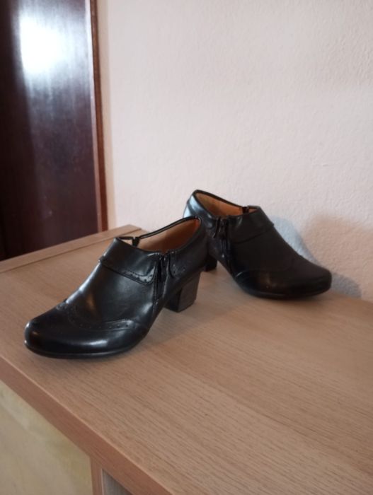 Sapatos Saltar Tamanho 37