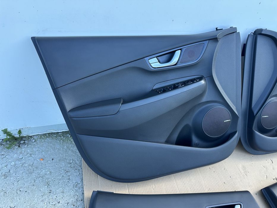Карта дверей Hyundai Kona Рейстайлінг