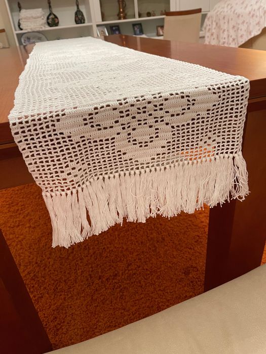 Naperon em renda para mesa de casa de jantar