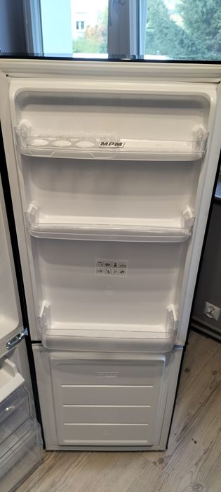 Lodówka bardzo dobry stan