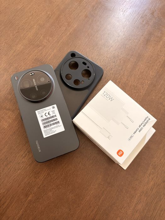 Xiaomi 17 Ultra 5G 16GB 512GB + carregador 120w - 1 mês de uso