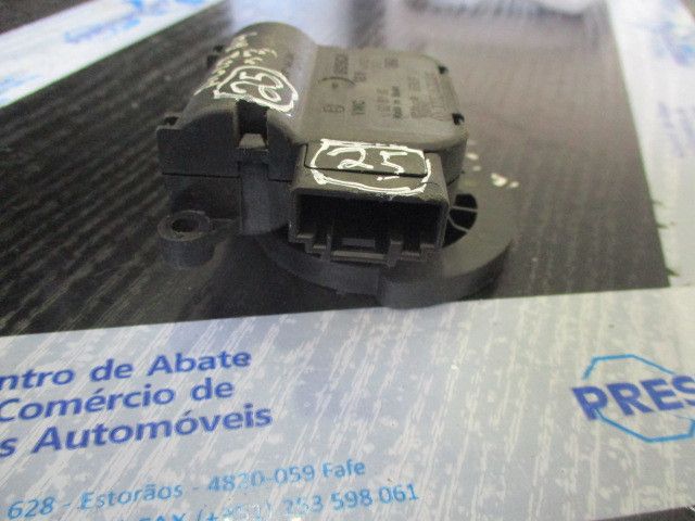 Motor da comporta da sofagem AUDI A4 Cabriolet (8HE, B7)
