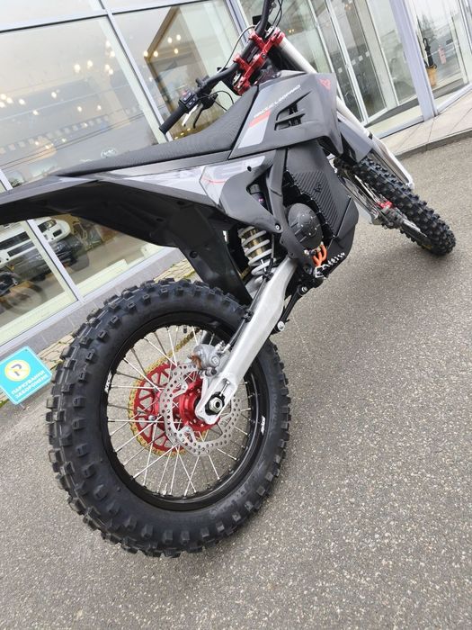 ArcticLeopard E-XE Cheetah 880 флагман електро ендуро кросс мото