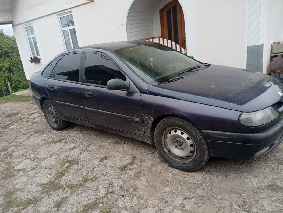 Рено лагуна перша 1,8