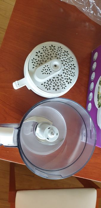 Máquina de cozer a vapor para bebés.