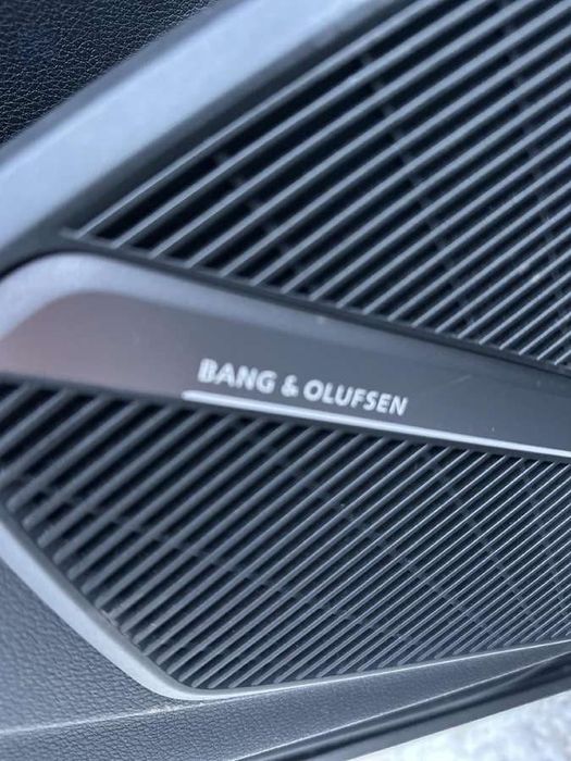 Audi Q5 2020 року