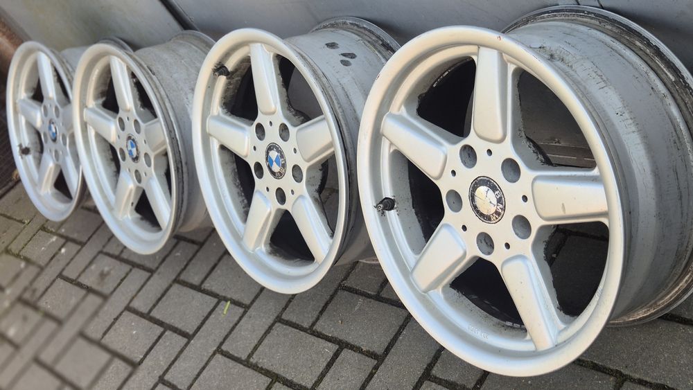 Felgi koła 7jx16 Et25 BMW e36 e46 e34 e87 wzór Ac Schnitzer ładny stan