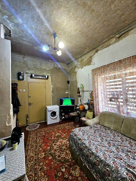 Продаж 2х.кімнатної квартири.Історичний Центр.
