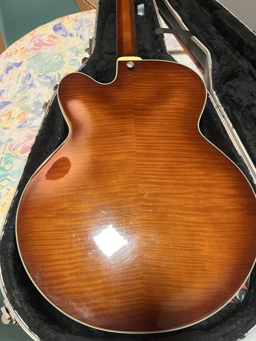 Ibanez AF85 com hard case