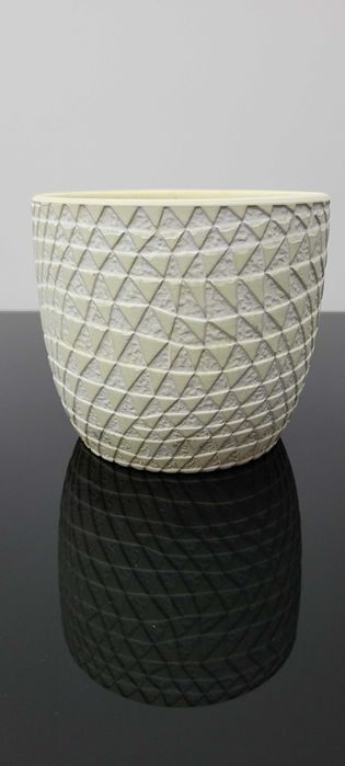 Vasos diversos em cerâmica