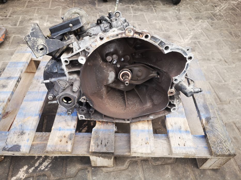 Skrzynia biegów Peugeot 307 2.0 hdi 20dm39