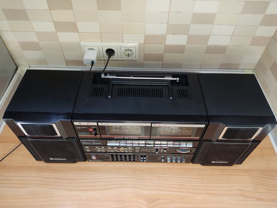 Hitachi TRK-W555W