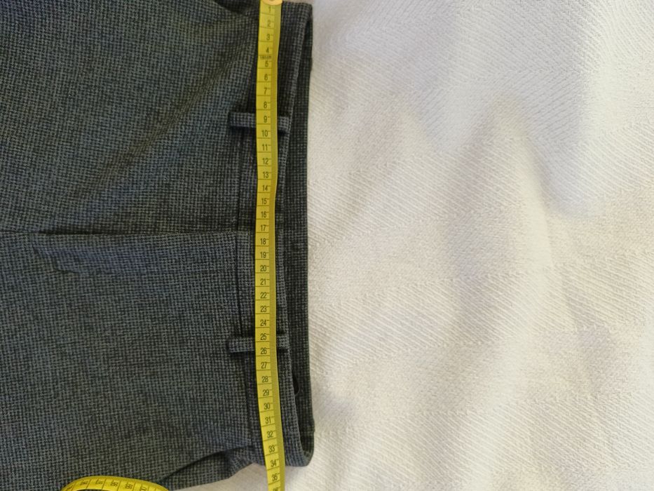 Spodnie w pepitke Uniqlo