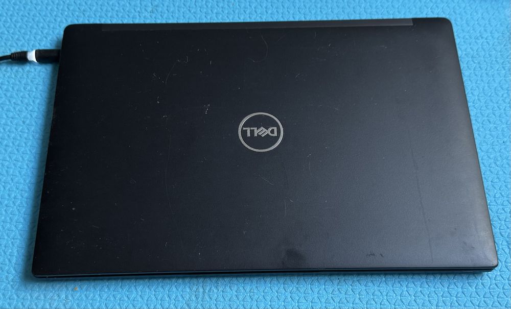 Dell Latitude 7490  i5 8 gen .