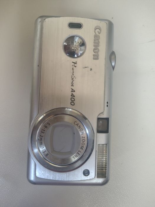 Цыфровой фотоаппарат Canon