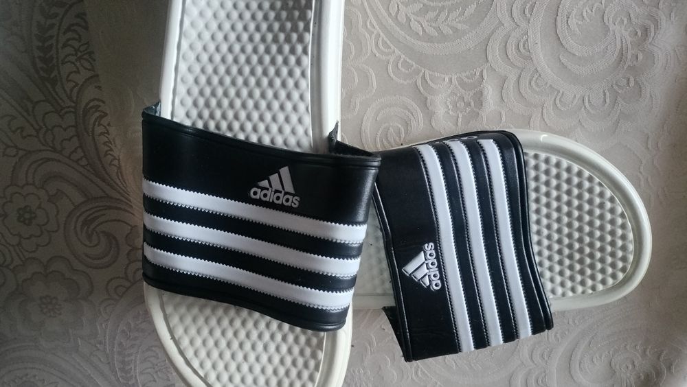 Klapki adidas nowe