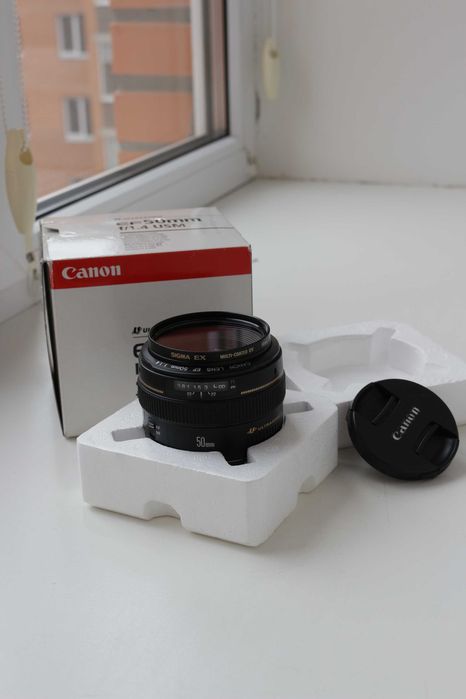 Об'єктив Canon EF 50 1.4, в захисному фільтрі
