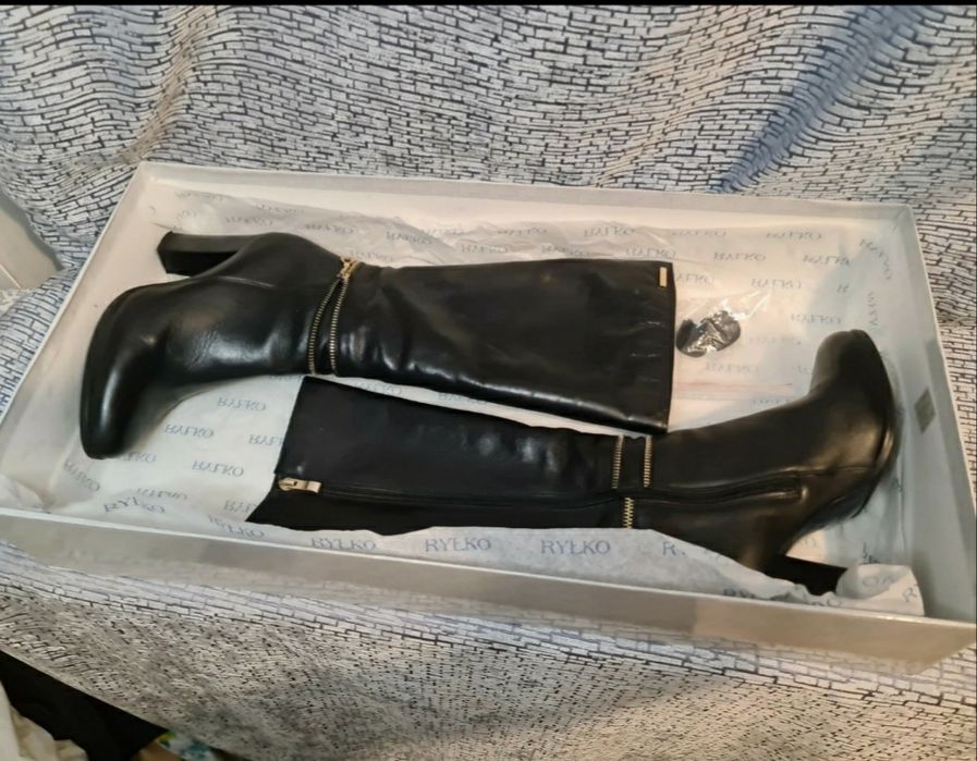 Buty kozaki Venezia r 38 24.5 cm wkładka