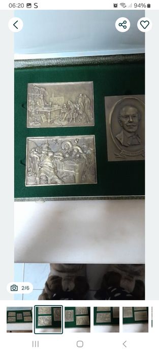 Placas de bronze com pinturas de Jose Malhoa
