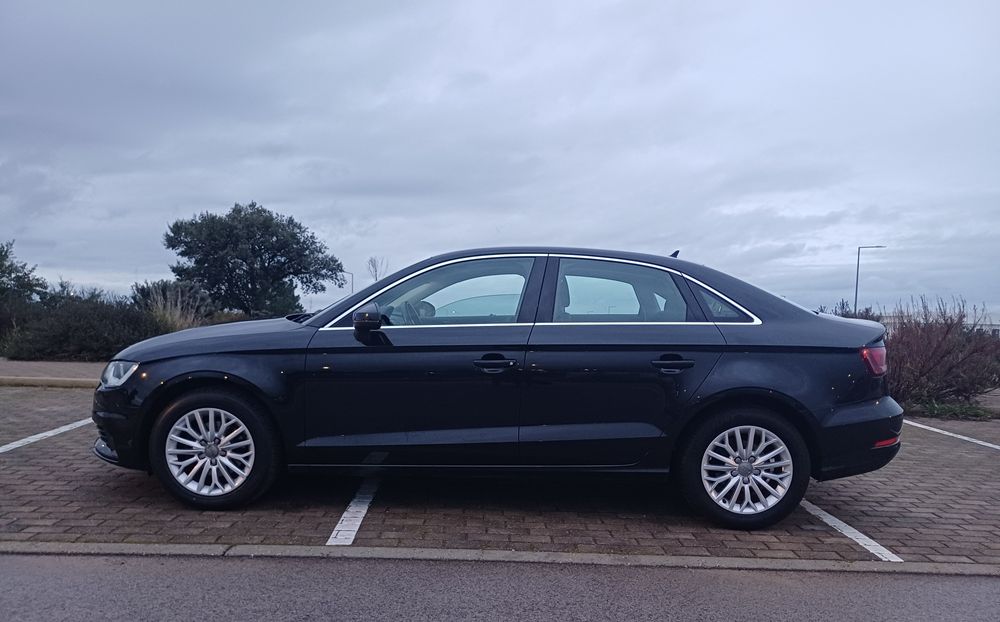 Audi A3 limousine 1.6 diesel